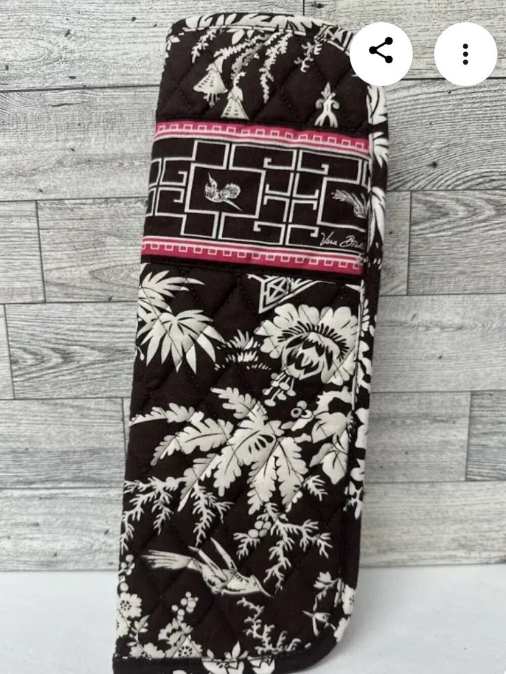 Vera Bradley Imperial Toile Black and White Iron Sleeve